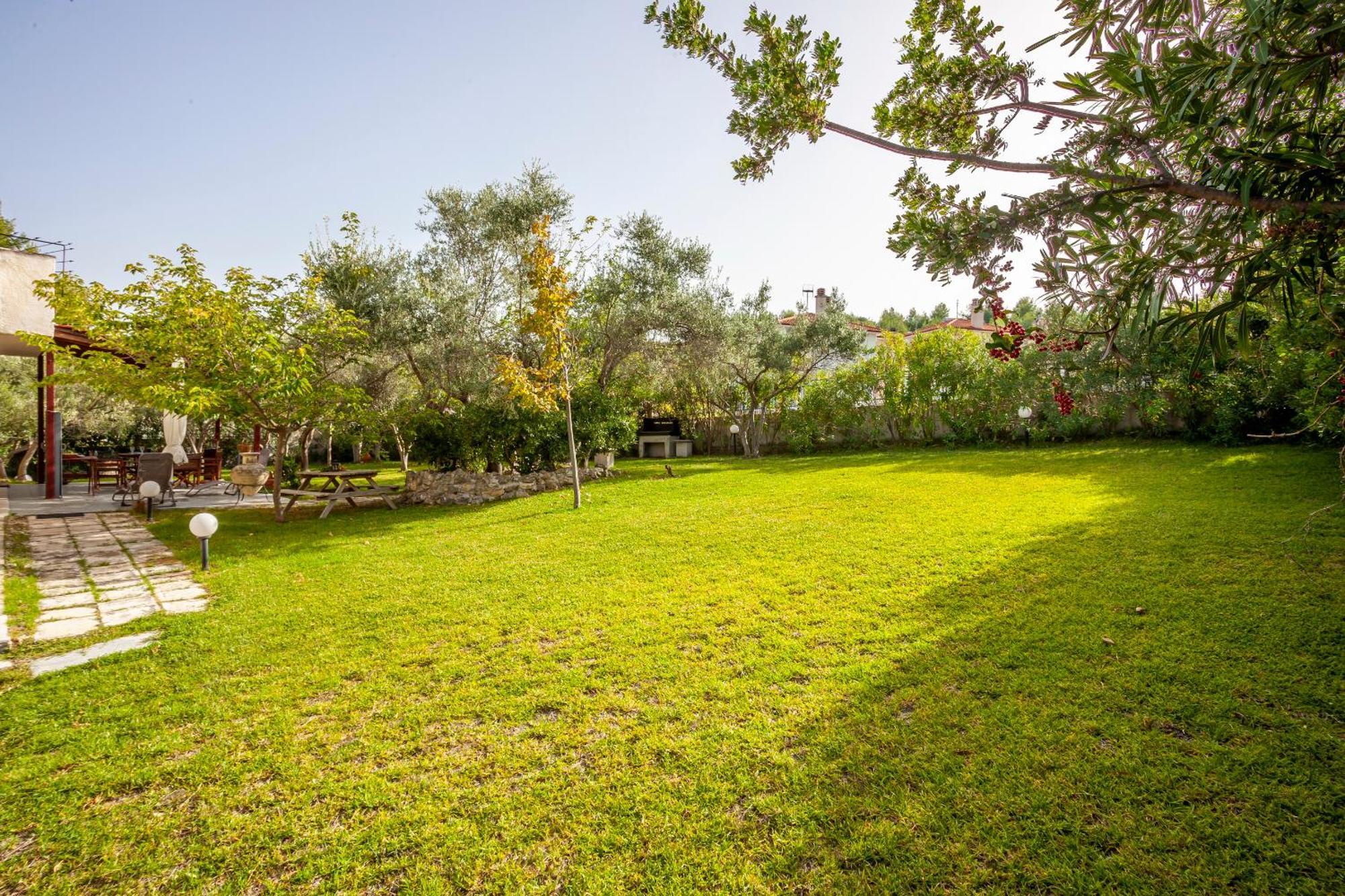 Villa The Garden Hanioti